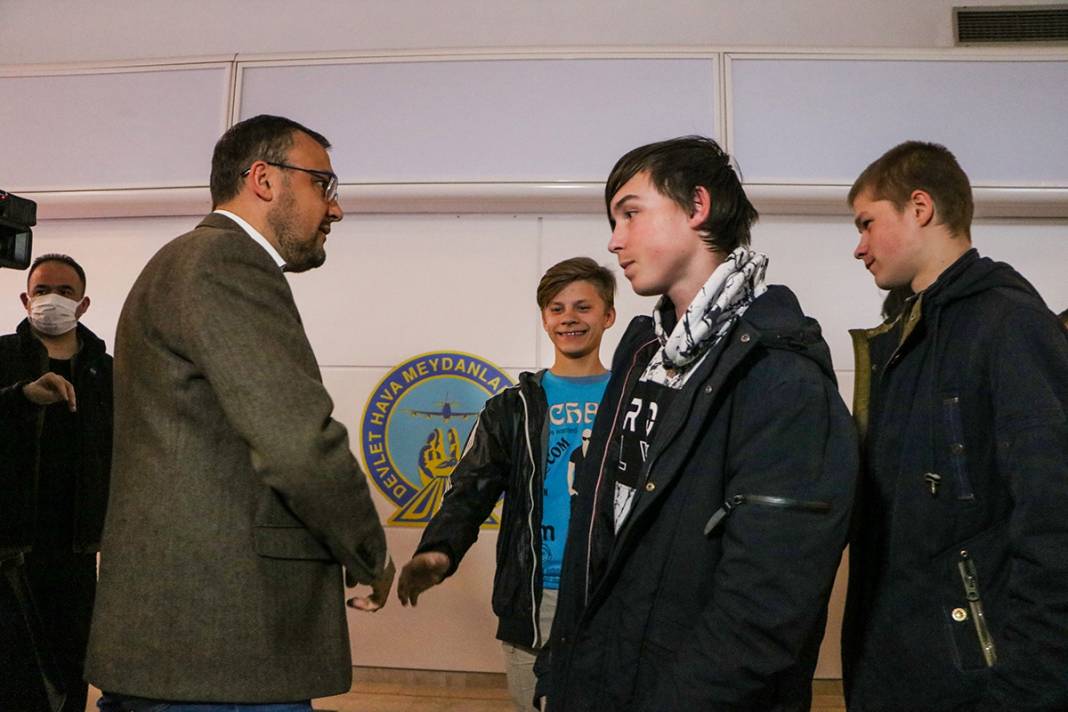 Ukrayna'dan tahliye edilen yetim çocuklar Türkiye'de 4