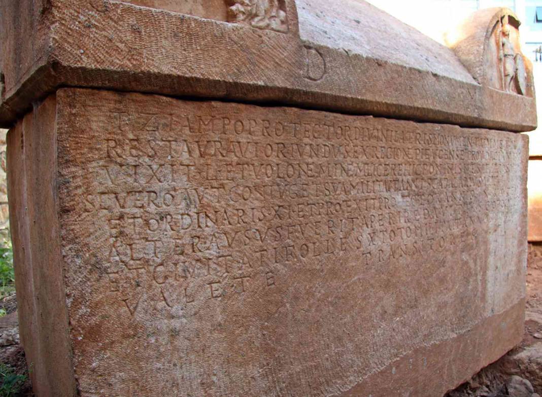 Dünyada kemik ve eşyalarla bulunan ilk lahit İzmit'te: İmparatorun koruyucusu 4