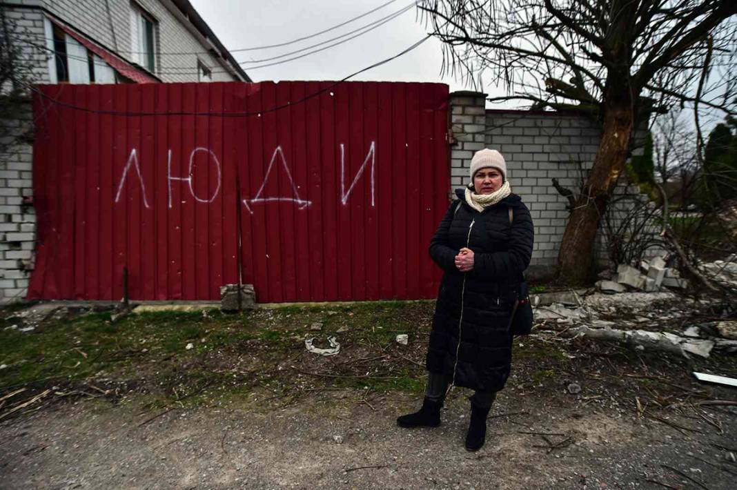 Brovary’i yıkıp yağmalayan Rus güçlerinden alçak mesaj: Misafirperverliğiniz için teşekkür ederiz 4