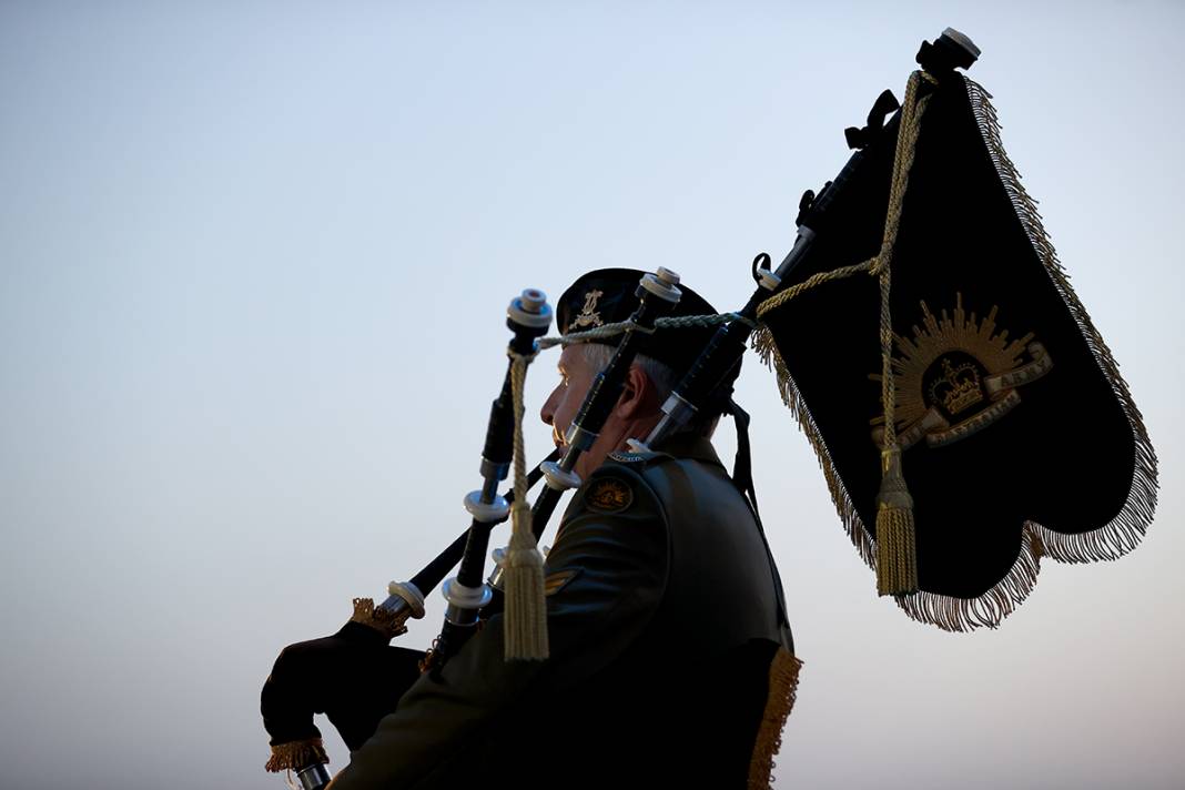 Anzaklar 'Şafak Ayini' için Gelibolu'da sabahladı 8