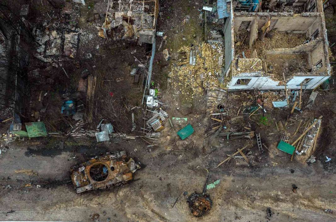 Brovary’i yıkıp yağmalayan Rus güçlerinden alçak mesaj: Misafirperverliğiniz için teşekkür ederiz 7