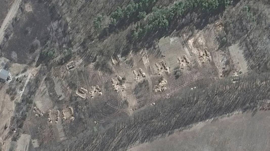 Buça'daki sivil katliamın uydu görüntüleri yayınlandı 4