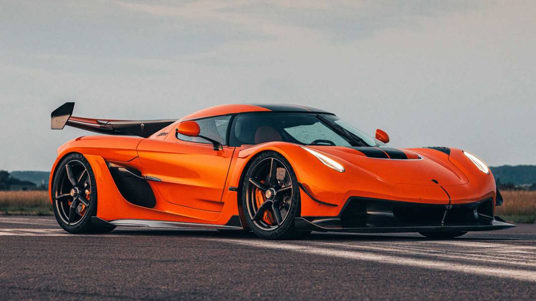 Koenigsegg'den 500kmh/sa yapacak araç! Koenigsegg Jesko Absolut 6
