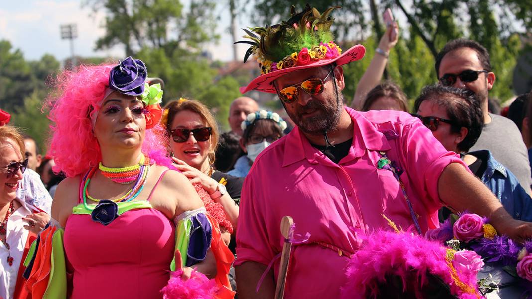 On binlerce kişi akın etti: Edirne'de kakava ateşi 11