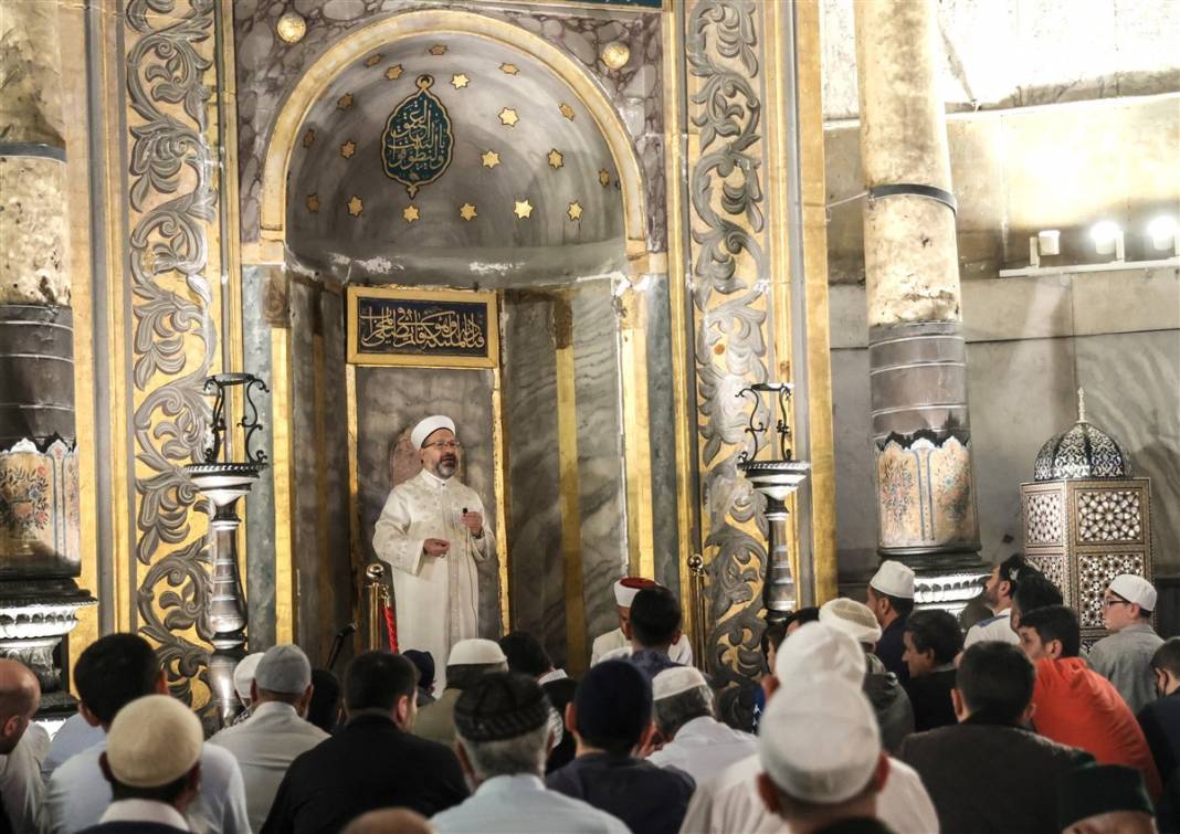 Ayasofya'da Fetih Suresi okundu 5