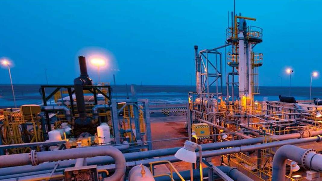 Apple'ı tahtından etmişti: Suudi petrol devinden rekor üstüne rekor 5