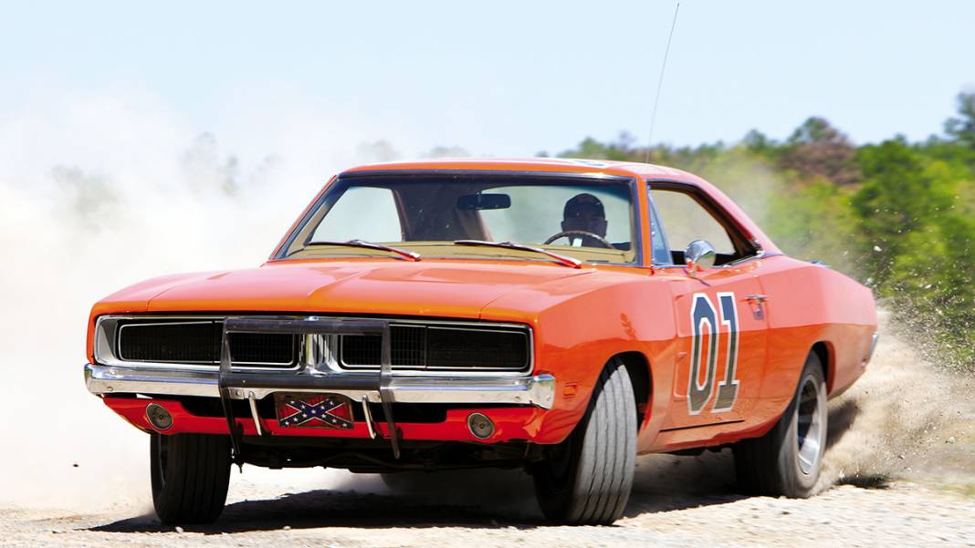 Bu otomobillerin gerçek olduğunu biliyor muydunuz? İşte filmlerde kullanılan En ünlü 15 otomobil 7