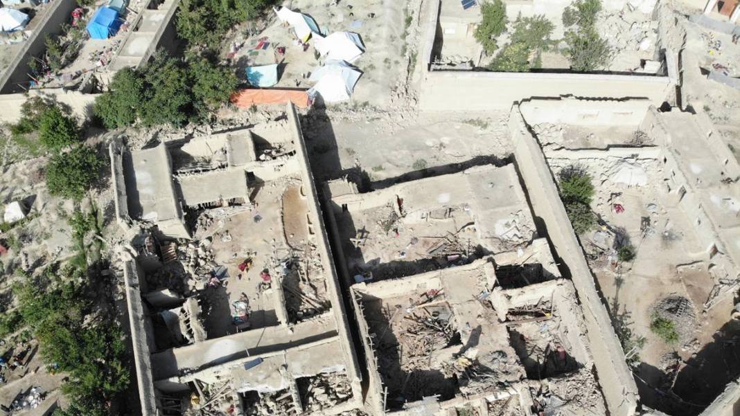 Bini aşkın kişi ölmüştü... Afganistan'da büyük yıkım: Haritadan silinmiş gibi 4