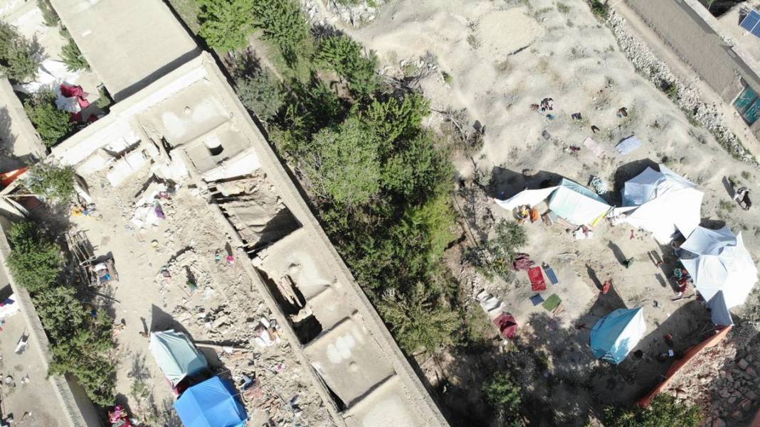 Bini aşkın kişi ölmüştü... Afganistan'da büyük yıkım: Haritadan silinmiş gibi 1
