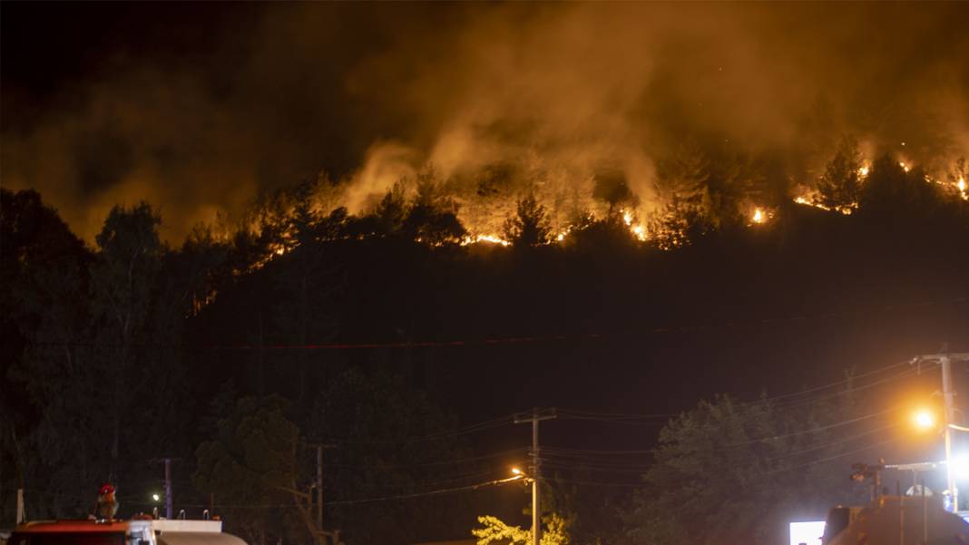 Gece duran müdahale sabah saatlerinde yeniden başladı: Marmaris'te son durum 3
