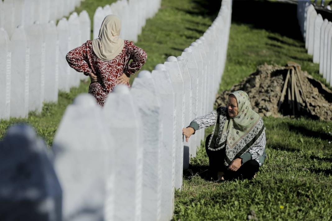 En genci 16 yaşında... Srebrenitsa'nın 27. yılında 50 cenaze toprağa verilecek 8