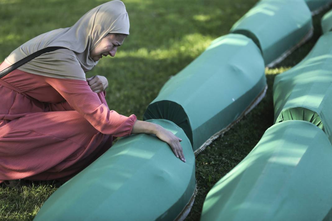 En genci 16 yaşında... Srebrenitsa'nın 27. yılında 50 cenaze toprağa verilecek 4