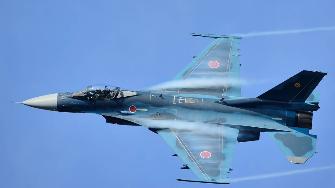 Dünyanın En Güçlü Hava Kuvvetleri: Türkiye kendi savaş uçağını üretemiyor ama... 8