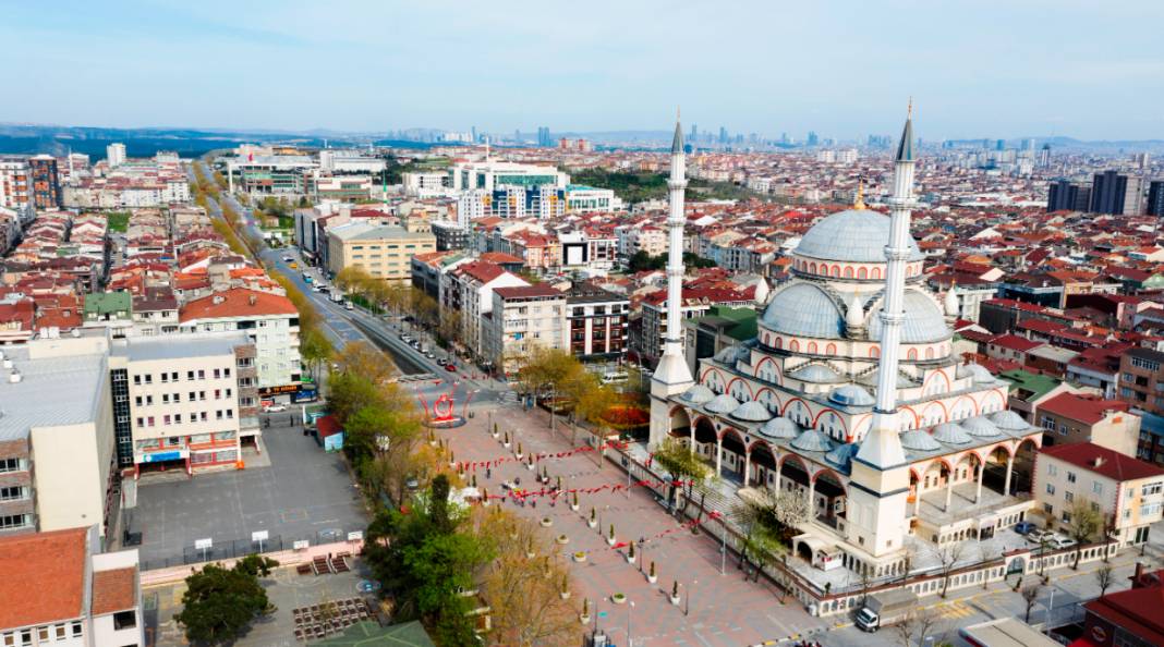 TÜİK ilçe ilçe İstanbul'da yaşayanların nereli olduğunu açıkladı: Sahillerde İstanbullu ve Giresunlular yaşıyor 33