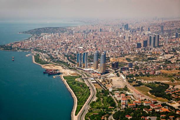 TÜİK ilçe ilçe İstanbul'da yaşayanların nereli olduğunu açıkladı: Sahillerde İstanbullu ve Giresunlular yaşıyor 32