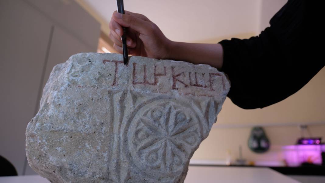 Antik kazıda ''Türk'' ibaresi yer alan yazıt bulundu 5