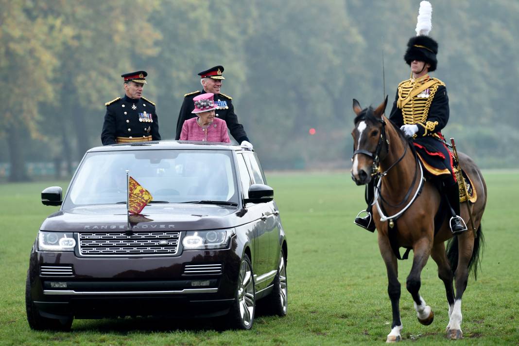 Kraliçe II. Elizabeth: Fotoğraflarla bir hayat 3