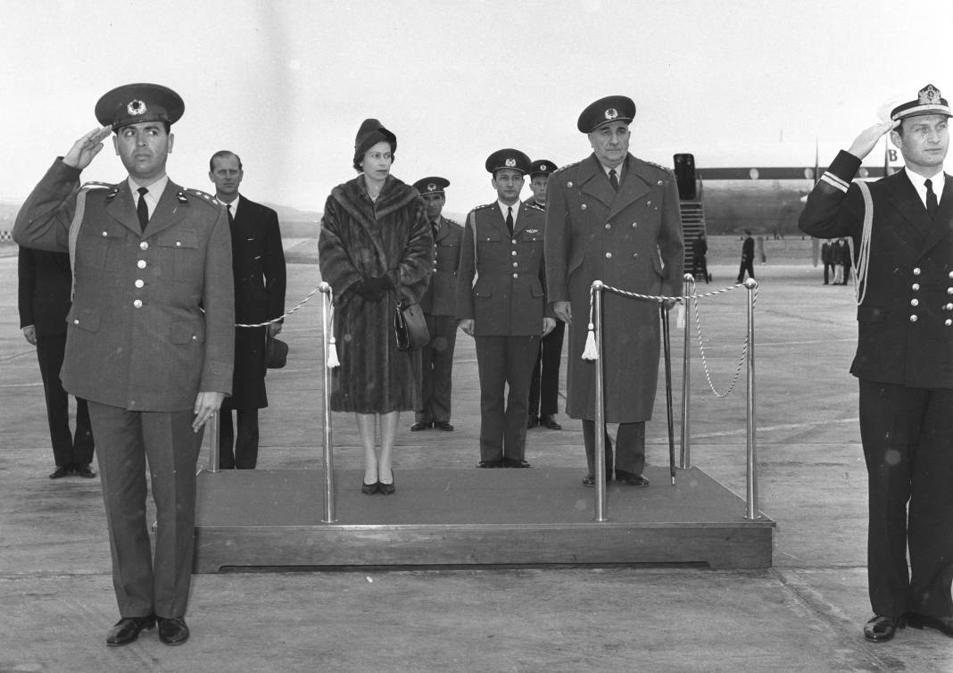 Kraliçe II. Elizabeth: Fotoğraflarla bir hayat 21