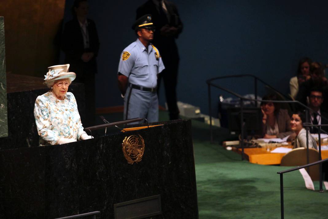 Kraliçe II. Elizabeth: Fotoğraflarla bir hayat 19