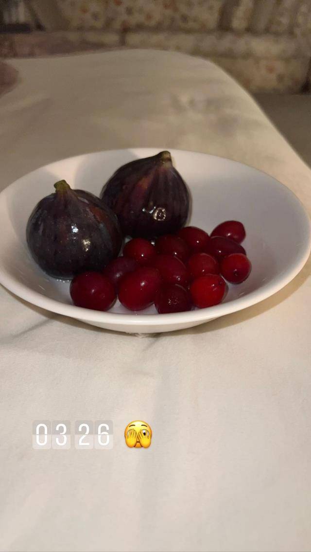 Fahriye Evcen öyle bir şey aşerdi ki kocası bulmak için gece boyu gezdi! "Nereden aklına geldi?" 3