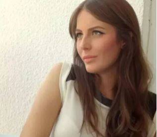 Bir dolar bir de ben sözüyle gündeme bomba gibi düşmüştü! Hande Sarıoğlu'nun estetiksiz halini görenler şok oluyor 5