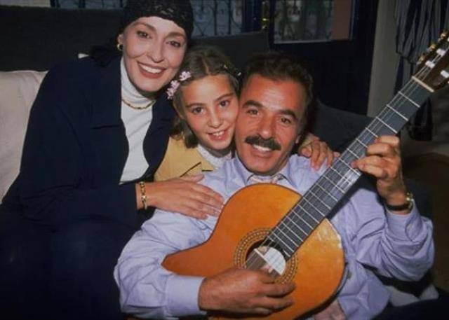 Yeşilçam'ın güzeller güzeliydi! Necla Nazır'ın değişimi görenler şok oluyor! Tuğçe Tayfur'un nişanında ortaya çıktı 1