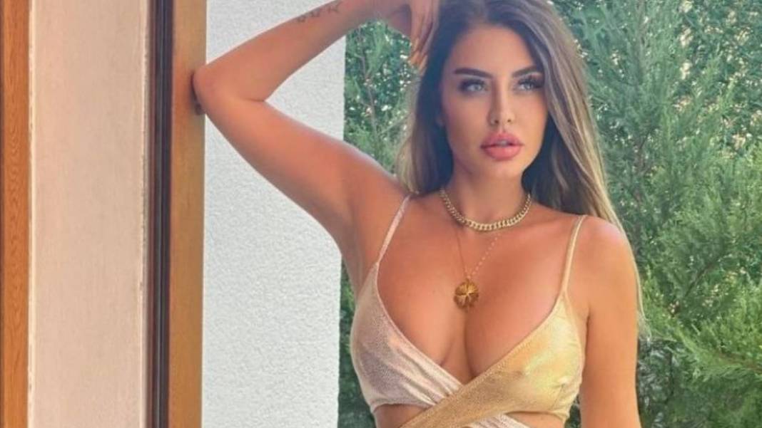 Şarkıcı Ebru Polat gündemden düşmüyor! Gören bir daha bakıyor: Bakın ne paylaşmış? 3