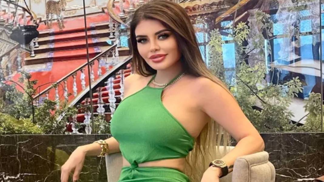 Şarkıcı Ebru Polat gündemden düşmüyor! Gören bir daha bakıyor: Bakın ne paylaşmış? 2