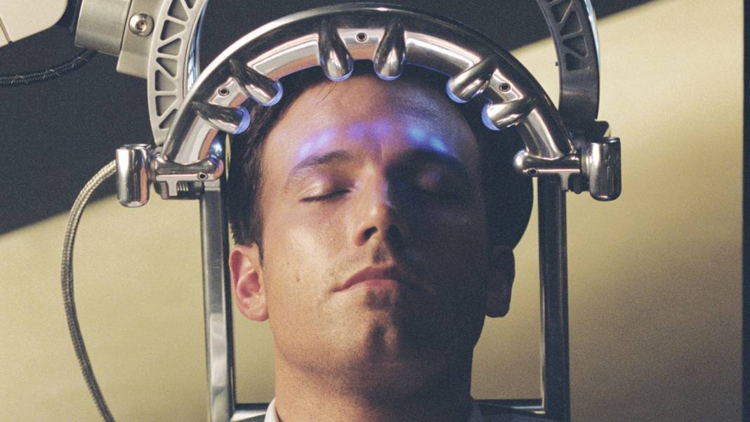 Bu filmlerde zaman algınızı kaybedeceksiniz! Karmaşıklıkları ile beyninizi zorlayacak En iyi 26 film 23