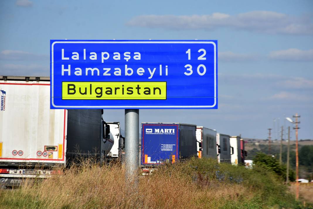 Hamzabeyli'de değişmeyen manzara: Bulgaristan çalışmıyor, biz sırada harap oluyoruz 1