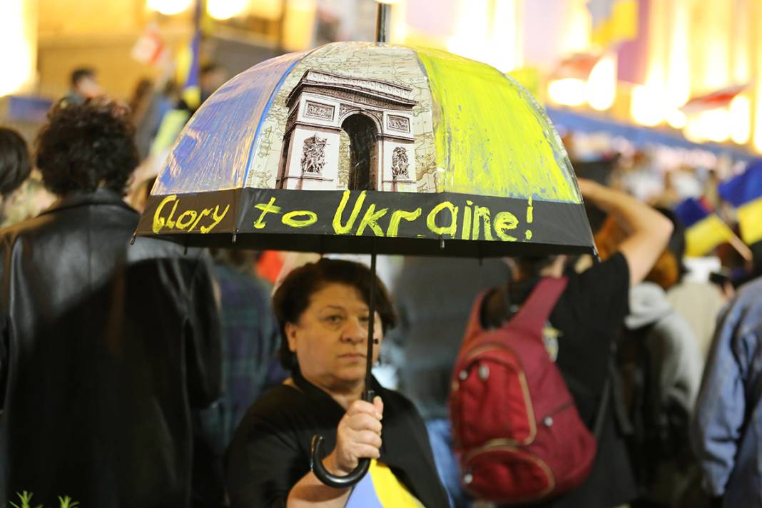 Füze saldırılarının ardından Ukrayna’da son durum: Ölü sayısı artıyor 16