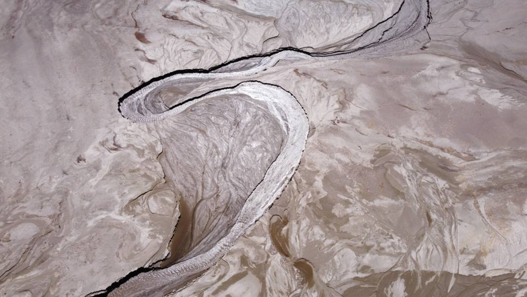 Zernek Barajı'nda su seviyesi dibi gördü! 'Vatandaşa su verilmeyecek konuma geldik' 25