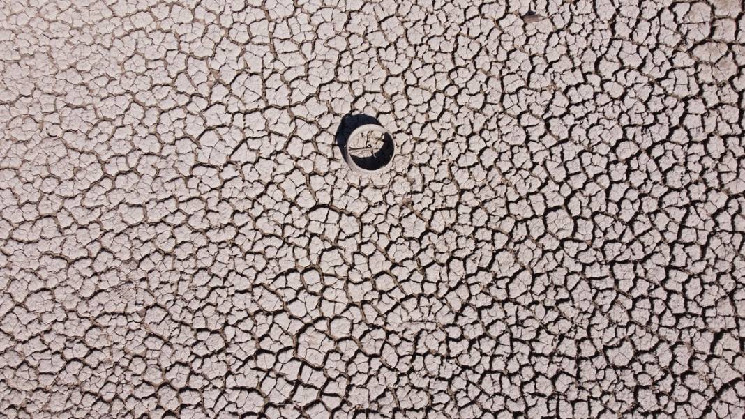 Zernek Barajı'nda su seviyesi dibi gördü! 'Vatandaşa su verilmeyecek konuma geldik' 20