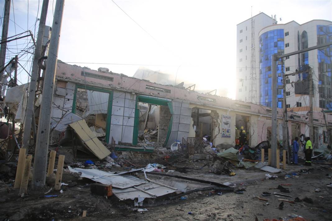 Vahşet bombaları Somali'yi vurdu! Dünyaya 'Doktorlarınızı gönderin' çağrısı 18