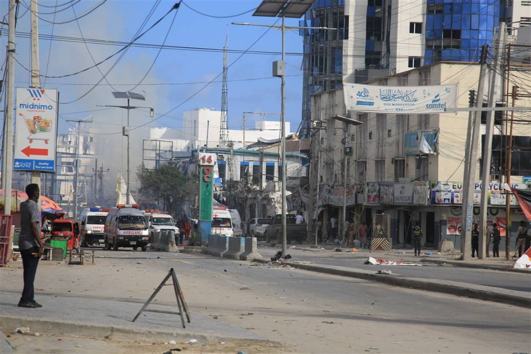 Vahşet bombaları Somali'yi vurdu! Dünyaya 'Doktorlarınızı gönderin' çağrısı 14