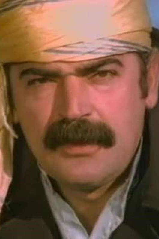 Yeşilçam'a ismini altın harflerle yazdırmıştı... Hayati Hamzaoğlu'nun oğlunu görenler şok oluyor! Meğer hep gözümüzün önündeymiş 2