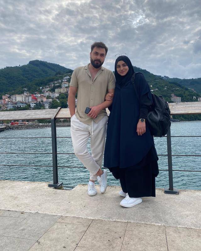 Dekolteli giyinsin diye zorlanmıştı... Popstar Özlem Güneş Osma'yı görenler şok oluyor! Görenler tanıyamıyor 6