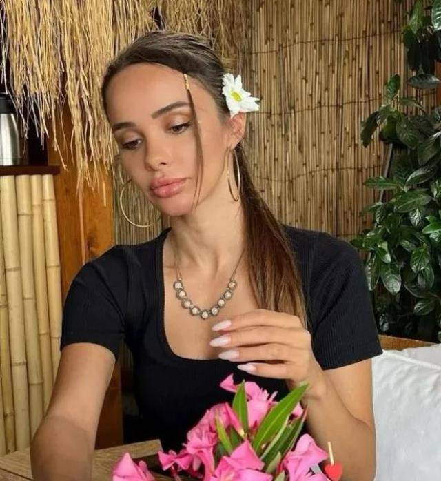 Akasya Durağı'nın küçük Dilek'inin son hali 'Yok artık' dedirtti! Görenlerin ağzı açık kaldı 7