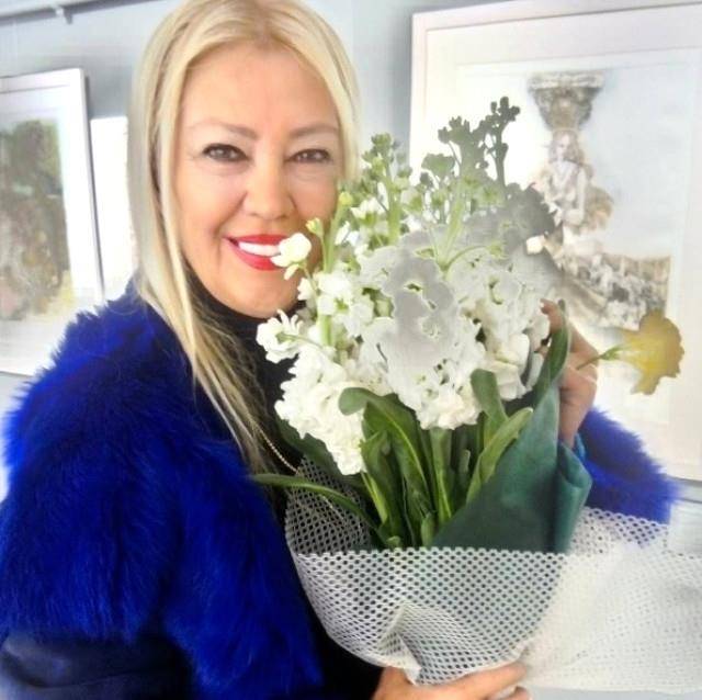 Yeşilçam'ın taçsız kraliçesiydi... Sevtap Parman'ın son halini görenler şok oluyor! Yeni mesleğini görenler şaşıp kalıyor 5