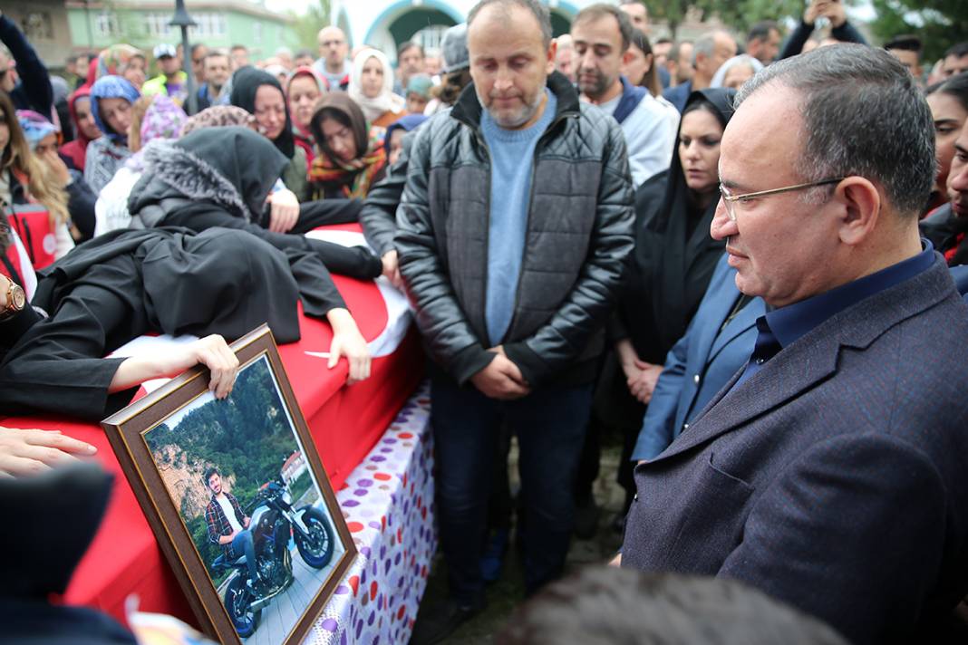 Madencilere son görev: Türkiye'yi yasa boğan Bartın'dan yürek yakan kareler 2