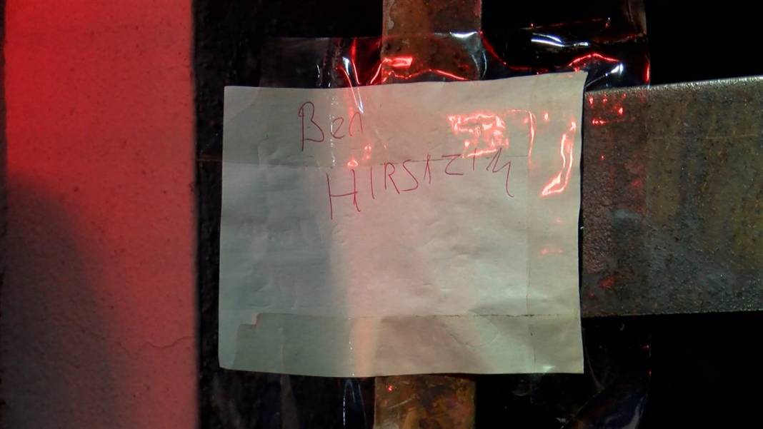 Tekme tokat dövüp zincirle direğe bağladılar 7