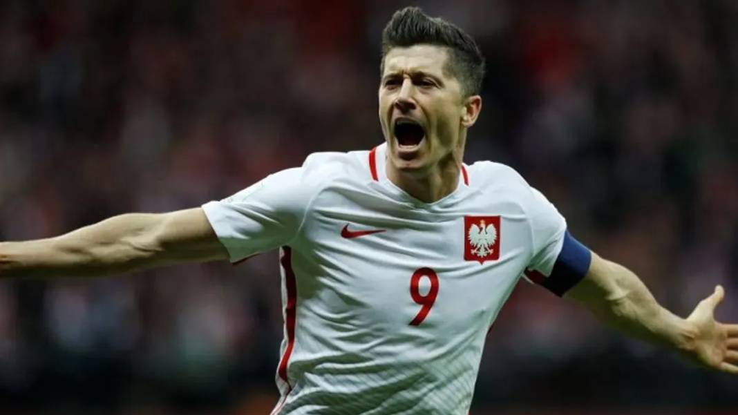 Forbes, dünyanın en çok para kazanan futbolcularını açıkladı 10