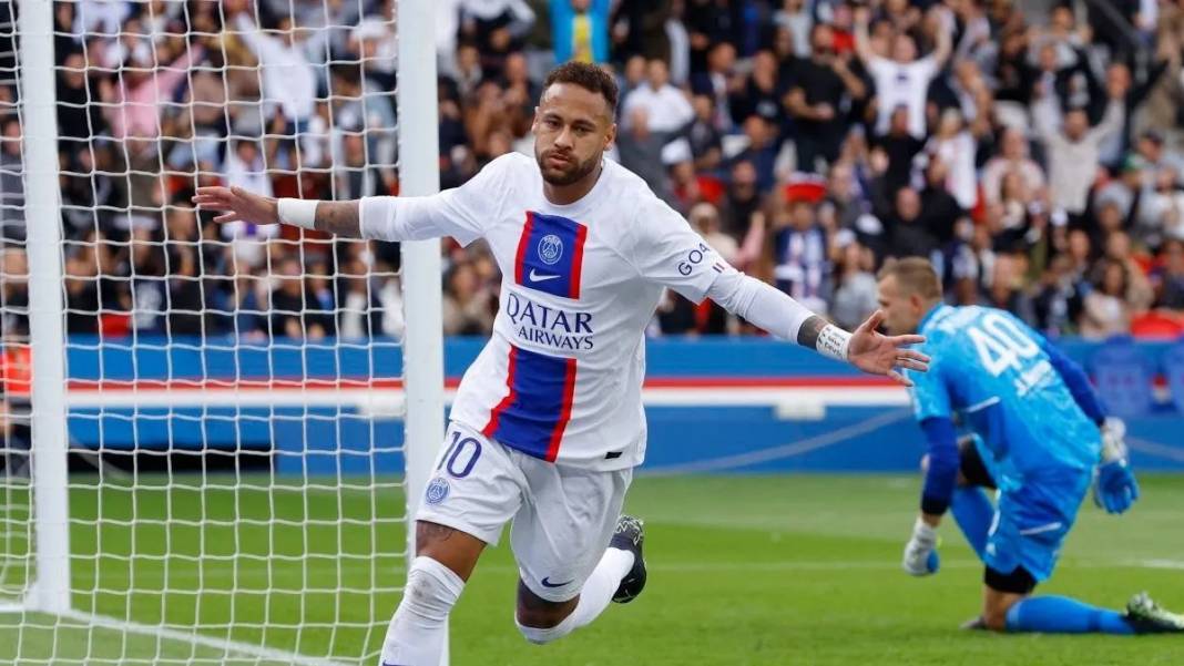 Forbes, dünyanın en çok para kazanan futbolcularını açıkladı 2