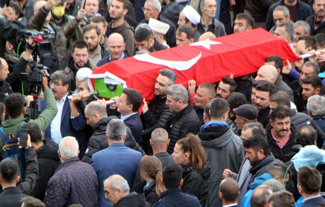 Madencilere son görev: Türkiye'yi yasa boğan Bartın'dan yürek yakan kareler 7