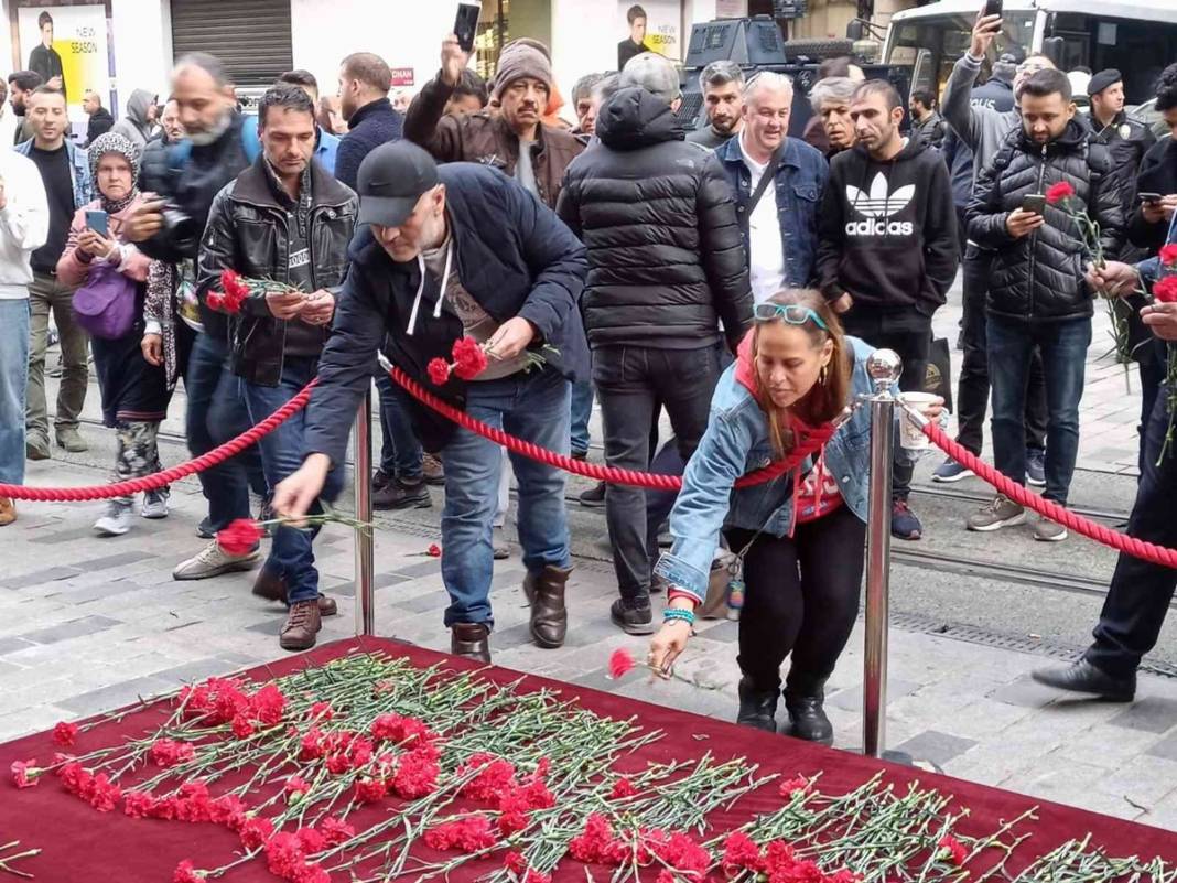 İstiklal Caddesi'ndeki terör saldırısında hayatını kaybedenler anılıyor 6
