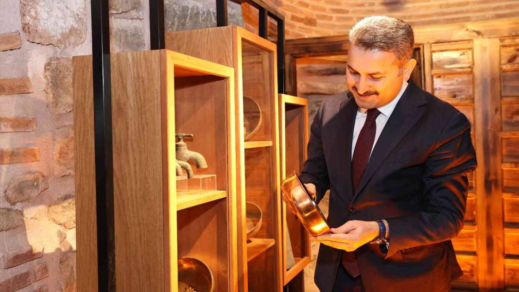 Böylesi ne görüldü ne de duyuldu! Artık herkes 'Sık dişini helası'na gidecek 2