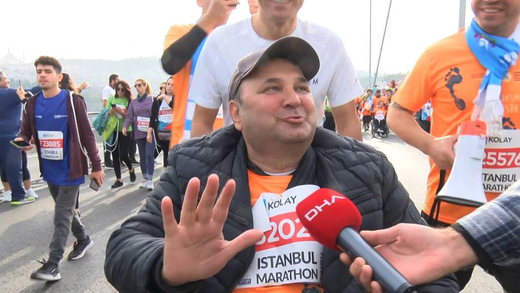 Kütükle gelen de vardı, prenses kostümüyle de... 44. İstanbul Maratonu'nda renkli görüntüler 9