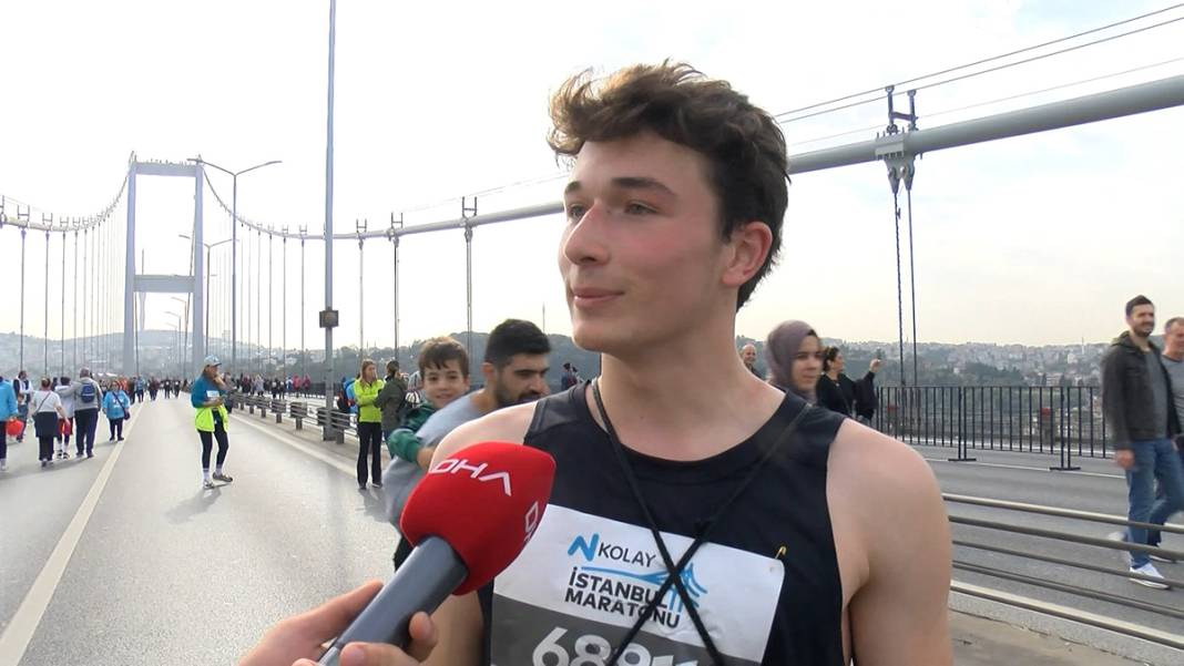 Kütükle gelen de vardı, prenses kostümüyle de... 44. İstanbul Maratonu'nda renkli görüntüler 1