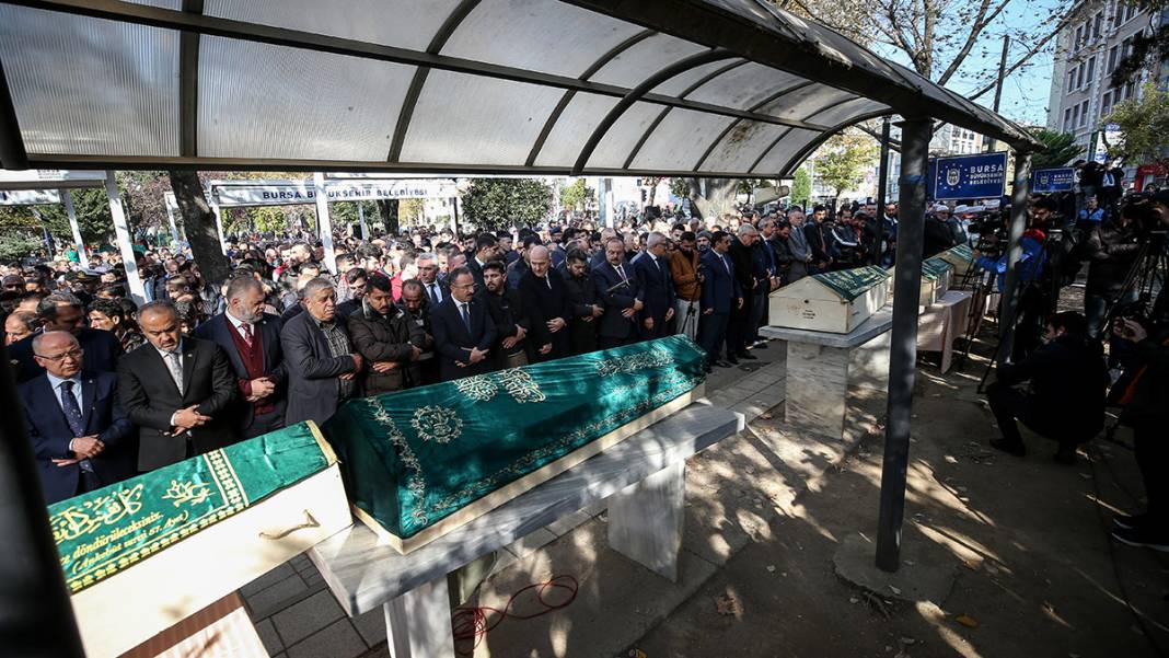 Yan yana 9 tabut: 'Sobayı kurduğum ilk gündü' 9