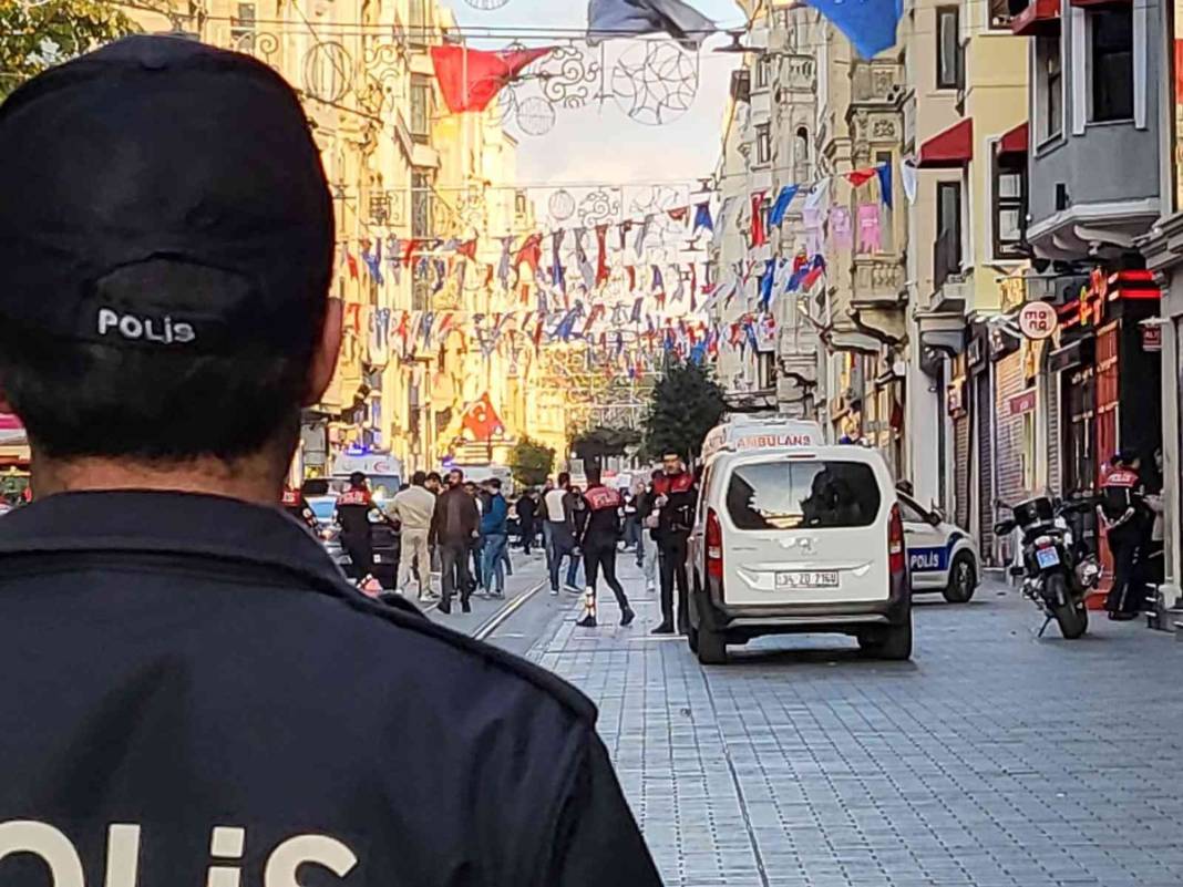 İstiklal Caddesi'ndeki patlamadan kahreden fotoğraf kareleri 31